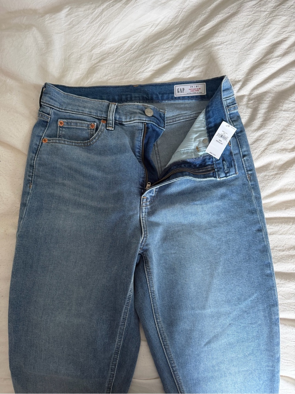 GAP Light Blue High-Rise Women’s Jeans - Straight Leg